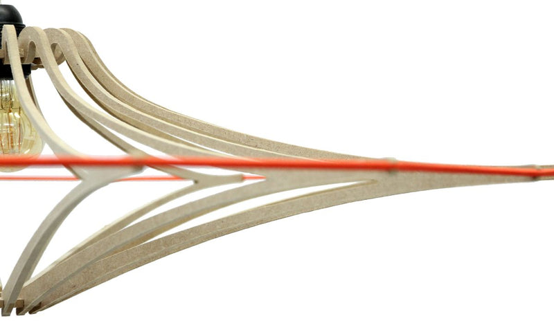 Suspension contemporaine Singing L, bois brut, élastique orange, finition lin & bois