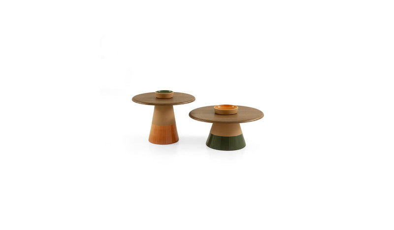 Duo de tables d'appoint Sablier, en noyer, orange & vert