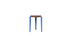 Tabouret Lou en chêne teinté et acier bleu azur