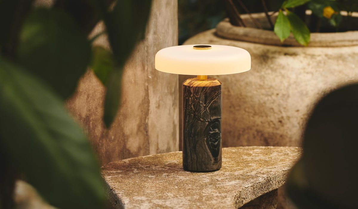 Portable shop light fixtures