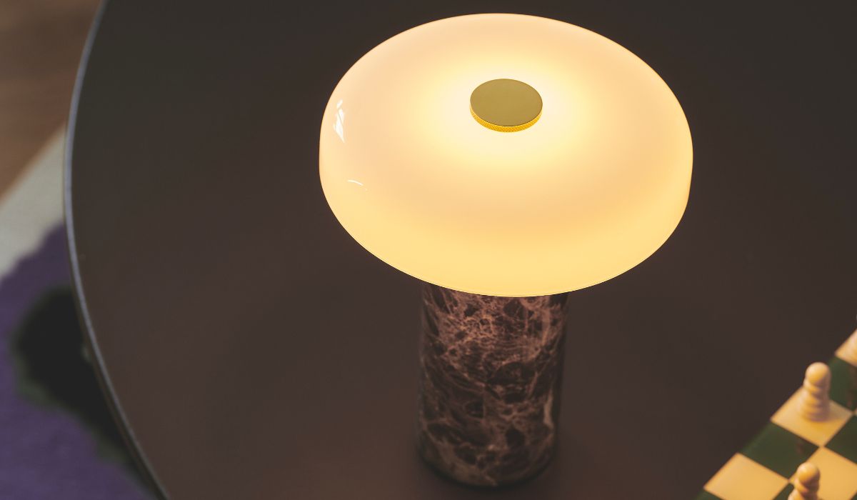 Trip - Portable lamp, Burgundy marble, shiny opal shade