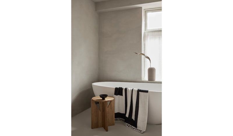 Simple - Solid oak stool, raw