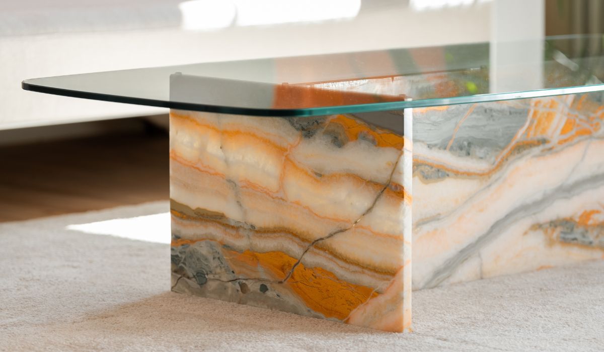 Songe d'Olympe - Onyx and glass coffee table