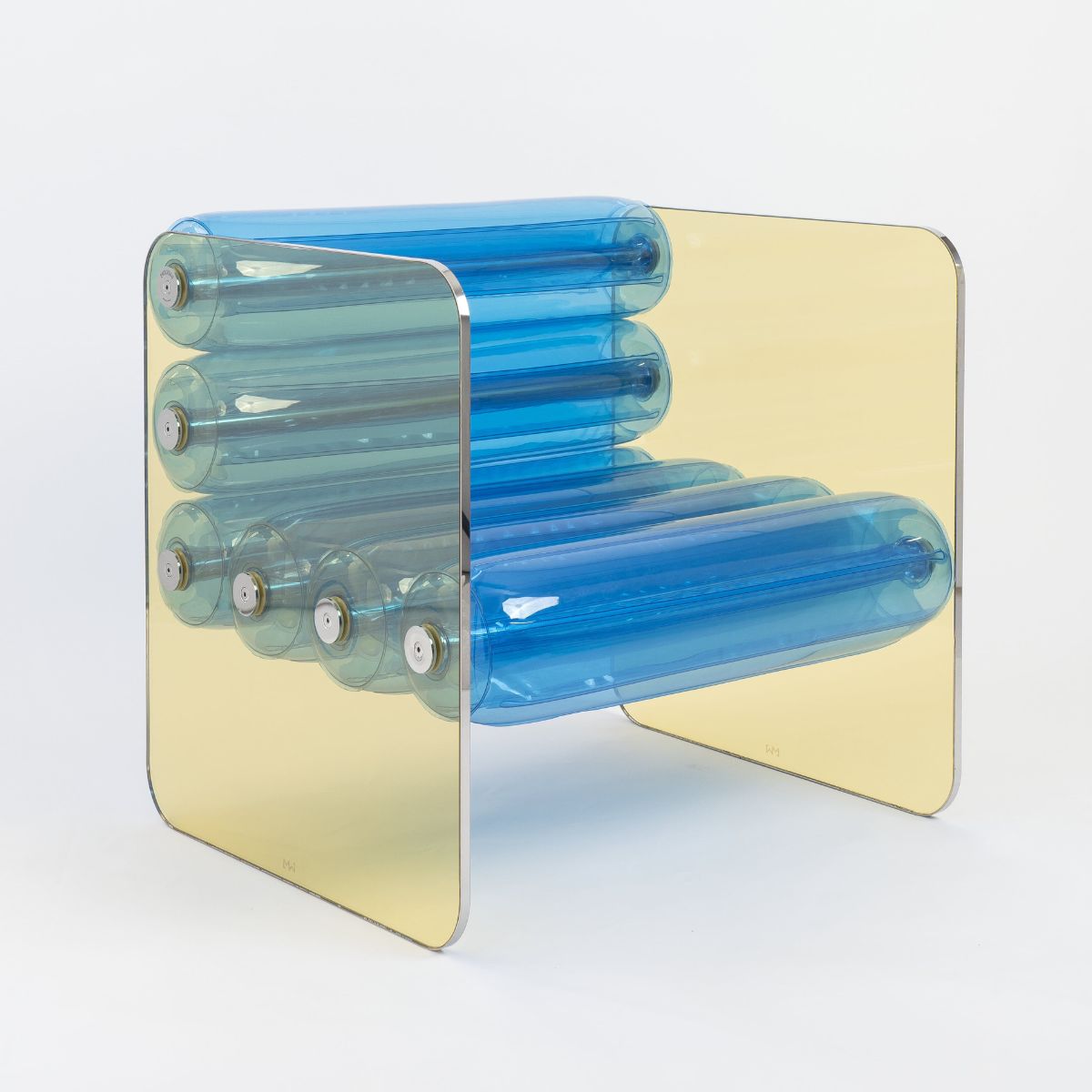 MW01 - Armchair with glass structure, blue
