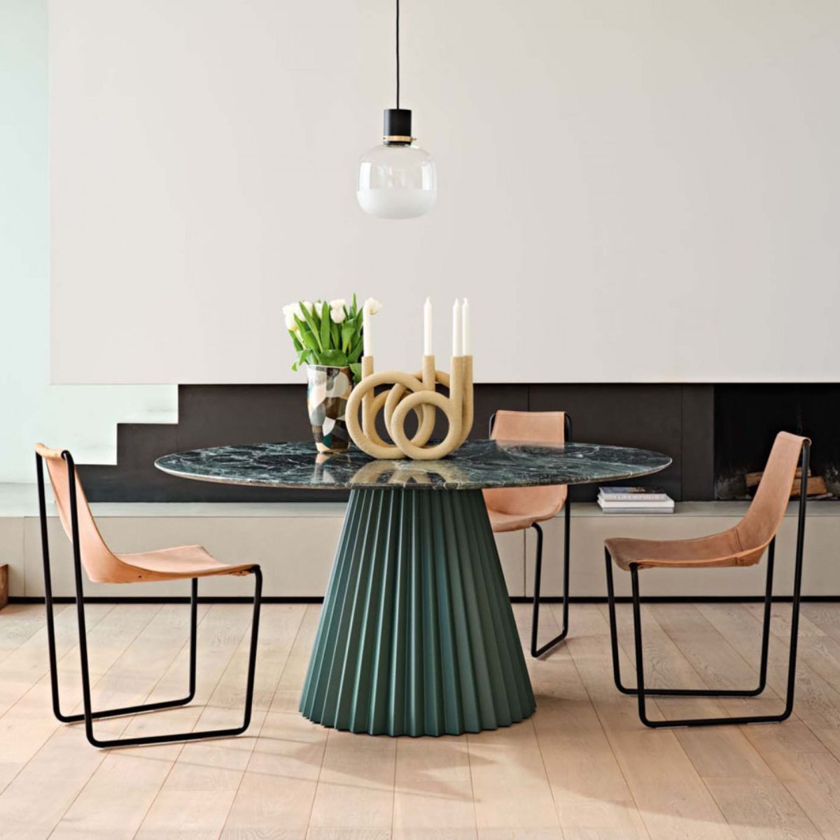 Pleated - Dining table