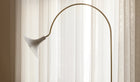 Petalii - Floor lamp in polished brass, white lampshade