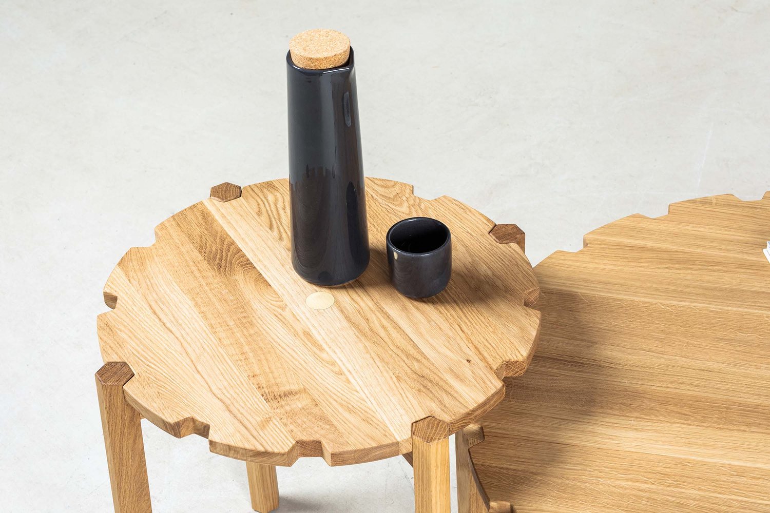 Pinion - Solid oak side table