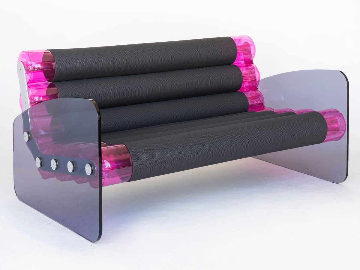 MW03 - Sofa with PMMA structure, pink and black