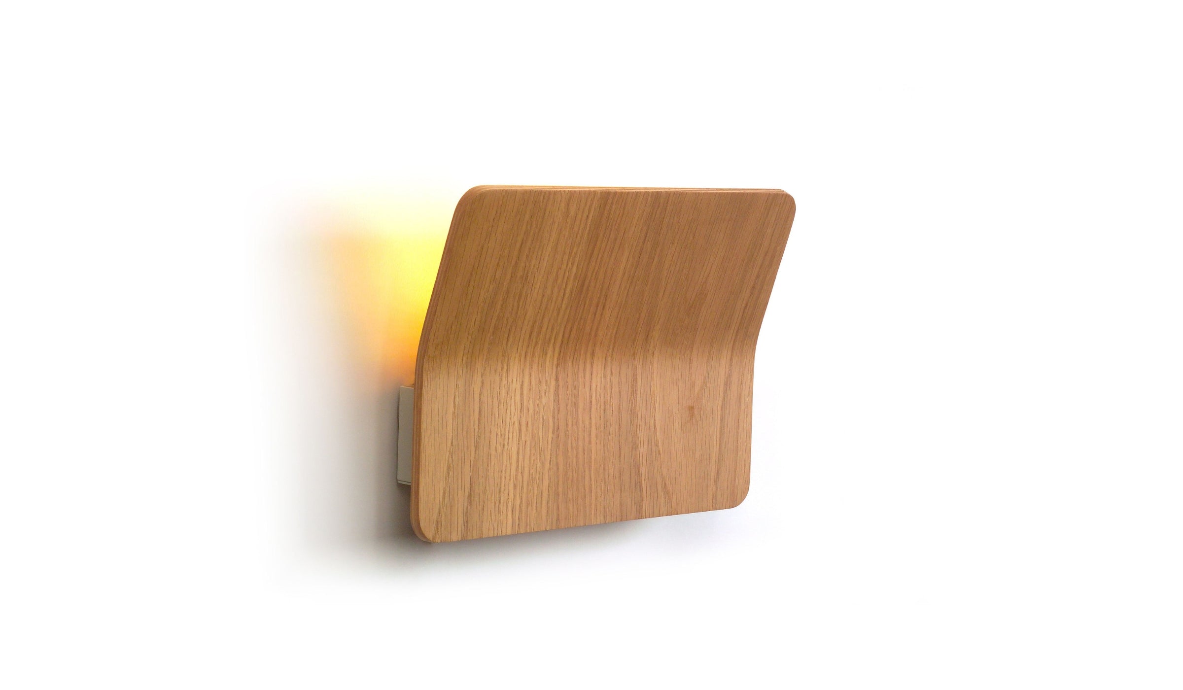 Kito - Oak wood wall light