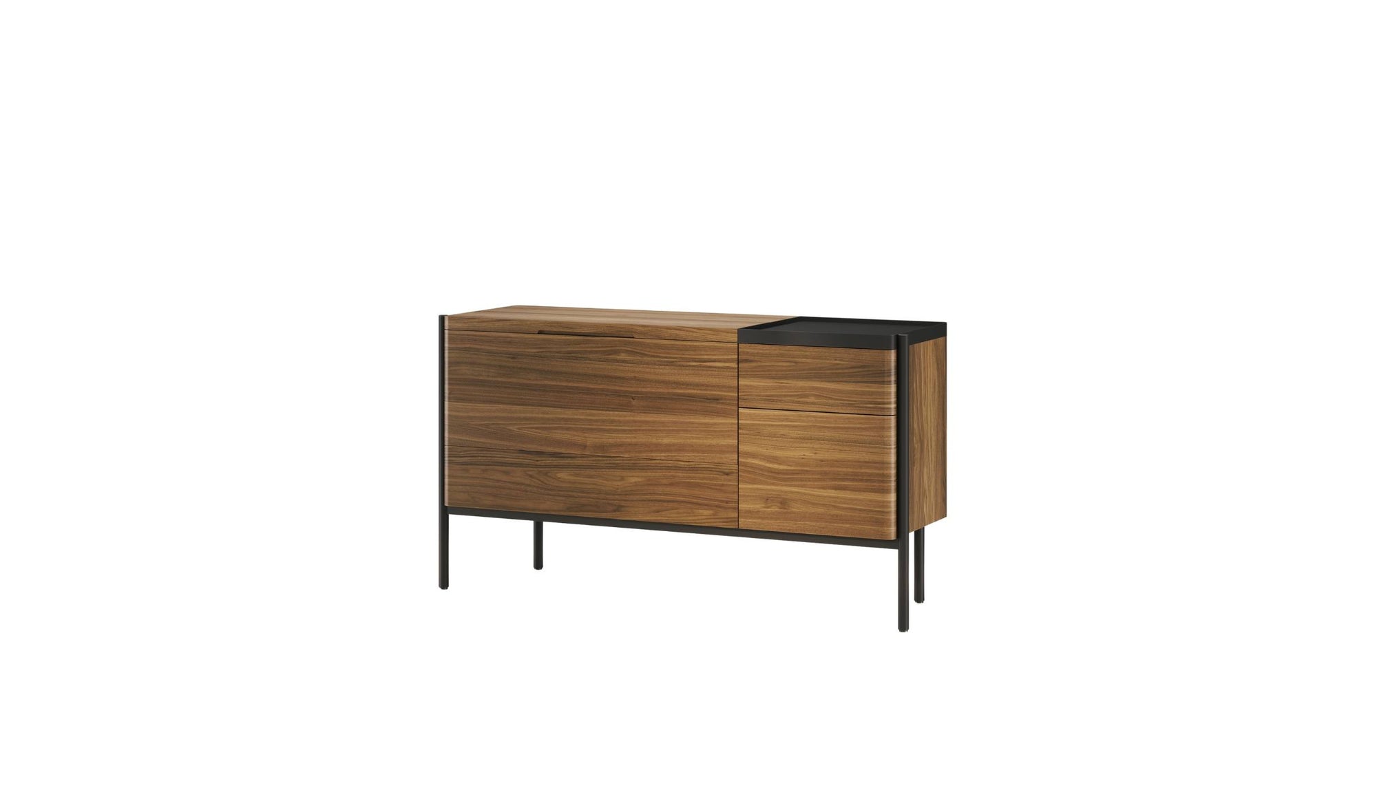 Buffet en bois massif Mey de Wewood, modèle en noyer, vue en perspective sur fond blanc.
