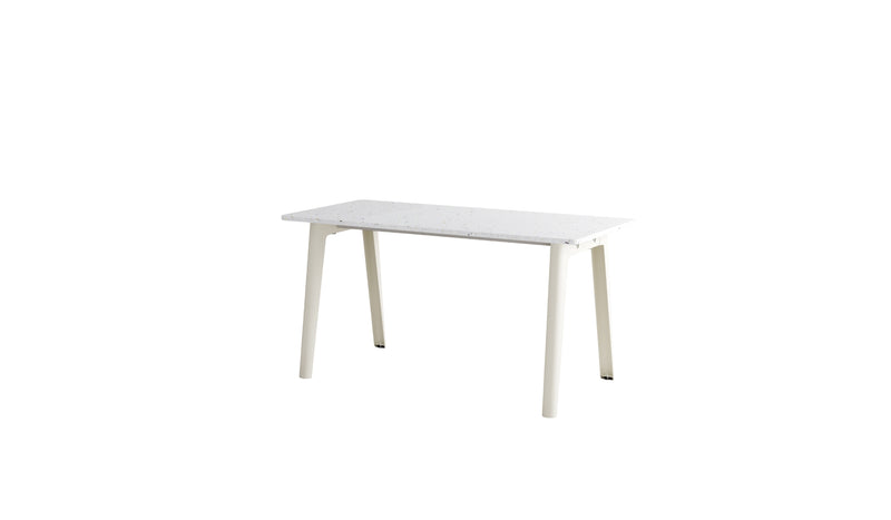 Bureau New Modern, 150x70 cm, plastique recyclé blanc et acier blanc crème
