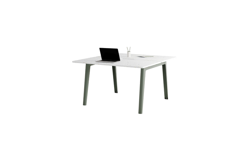 Bureau partagé New Modern, 130x140cm, plastique recyclé blanc et acier gris eucalyptus