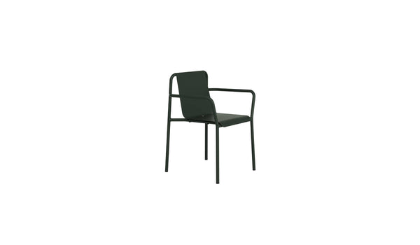 Fauteuil d’extérieur design de la marque Tiptoe, modèle Panorama, couleur vert forêt, sur fond blanc.