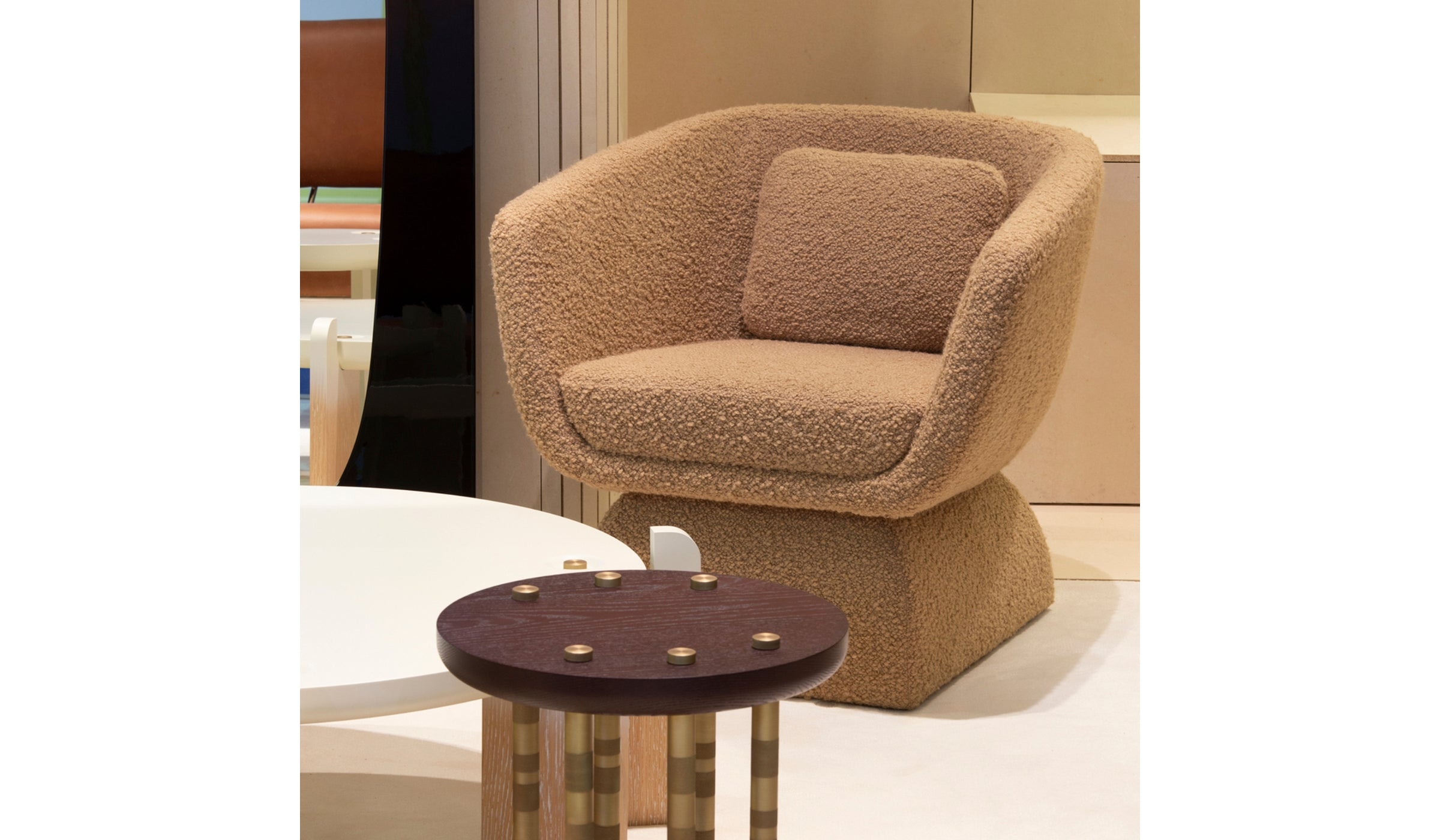 Oscar - Boucle fabric armchair