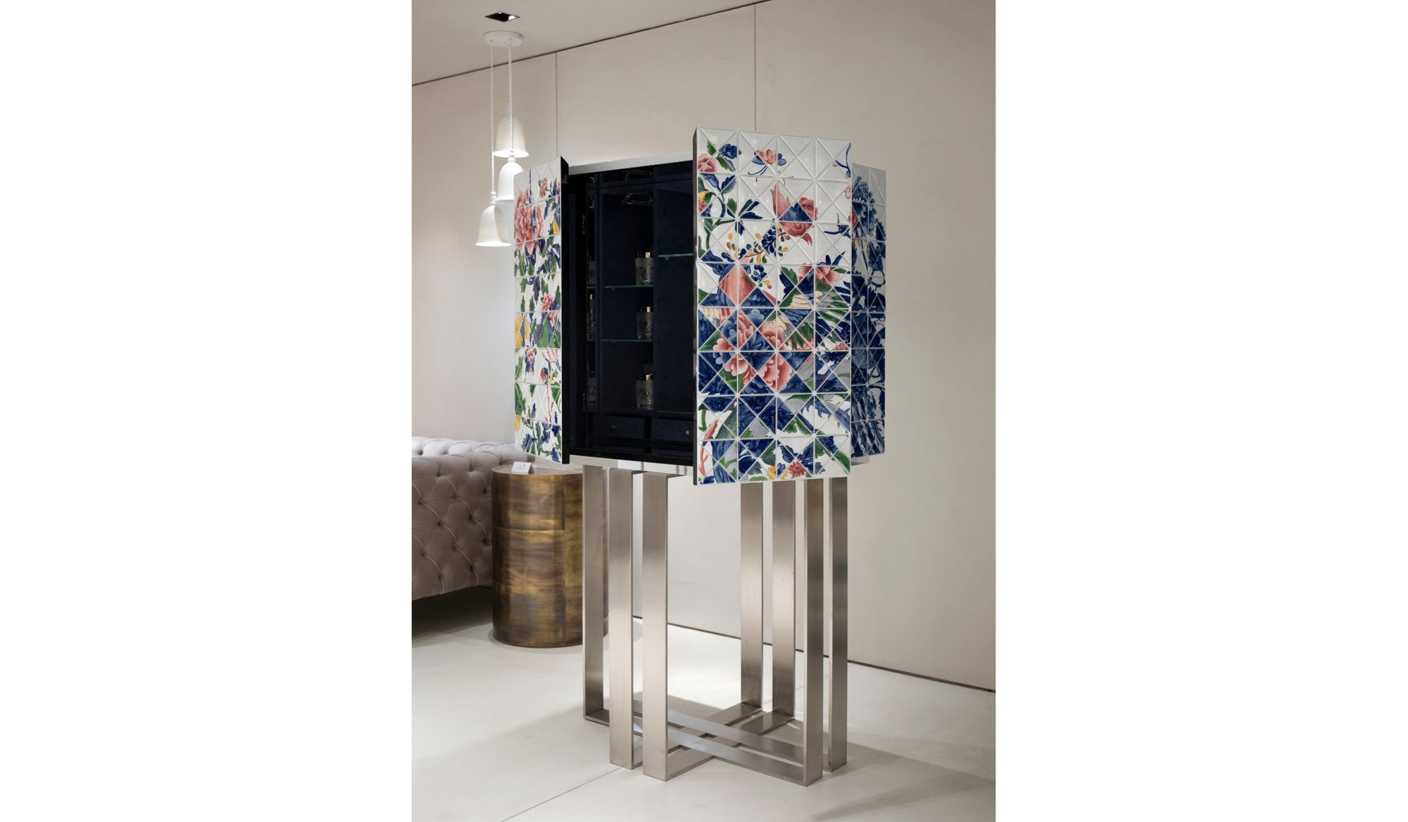 Pixel Il Était Une Fois - Floral cabinet in ceramic and brushed steel