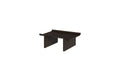 Table basse Rigoles de WeWood en chêne brun, design organique avec plateau sculpté, vue de trois quarts sur fond blanc