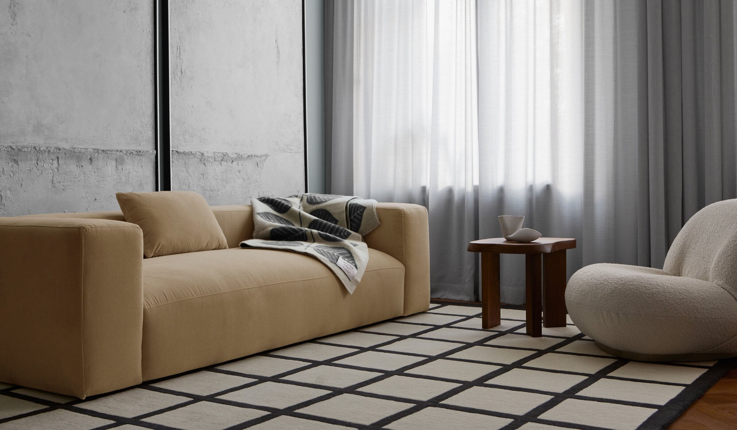 Avenue Checked rug, in wool and geometric shapes, white