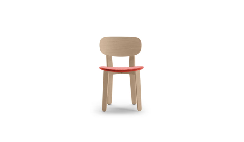 Chaise Triku, en bois massif et assise tapissée, rouge